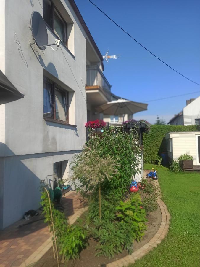 Władysławowo Zara Pokoje Goscinne Oraz Domek Zara Nowosc מראה חיצוני תמונה